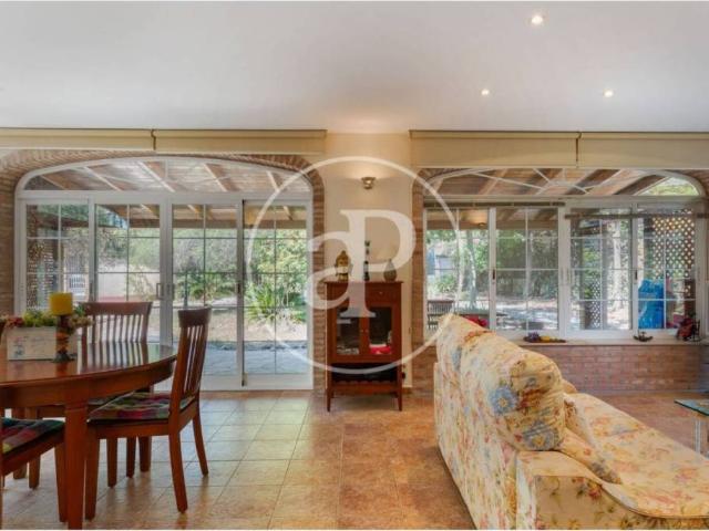 Casa en Venta en Paterna