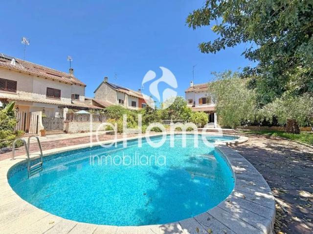 Casa en Venta en Paterna