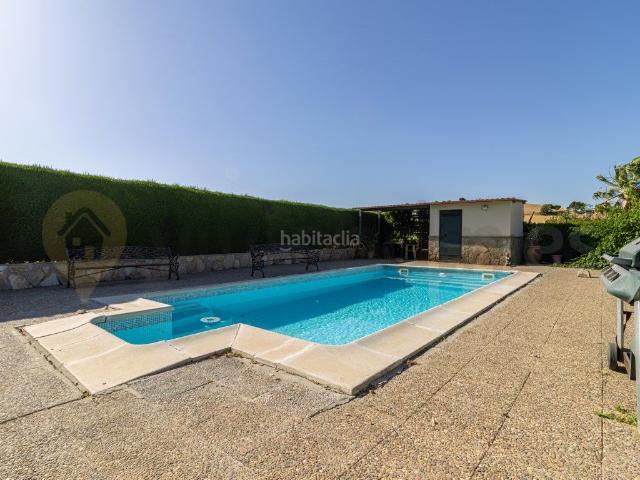 Casa en venta en Paterna de Rivera. FINCA EN PATERNA DE RIVERA. Casas Paterna de.