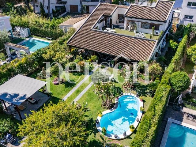 Casa en venta en Paterna, La Cañada. Chalet en Venta en La Cañada. Casas.