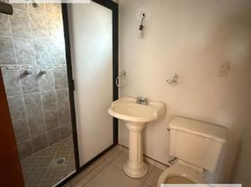 CASA EN VENTA EN PE?UELAS