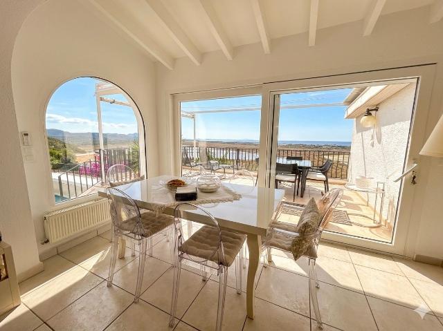 Casa en venta en Pego. Casas.