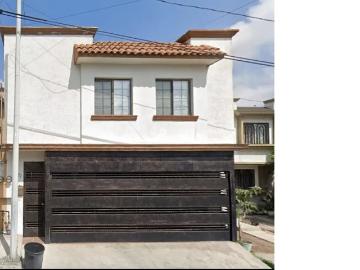Casa en venta en Pedregal Cumbres, Monterrey, Nuevo León