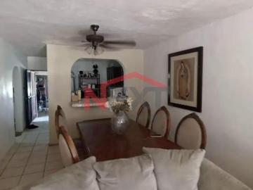 CASA EN VENTA EN PEDREGAL DE LA VILLA