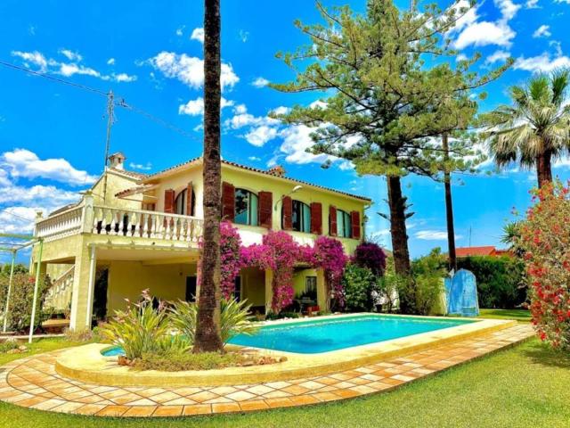 Casa en Venta en Pedreguer