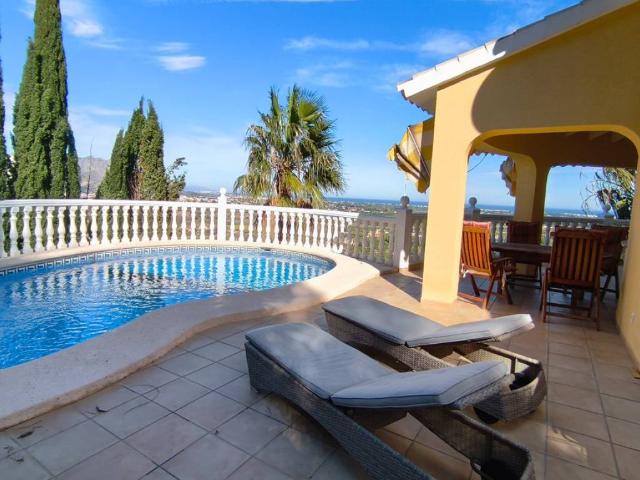 Casa en Venta en Pedreguer