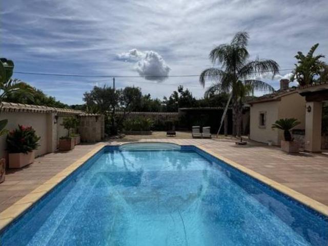 Casa en Venta en Pedreguer