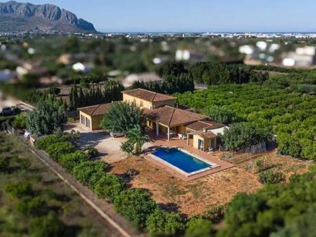 Casa en Venta en Pedreguer