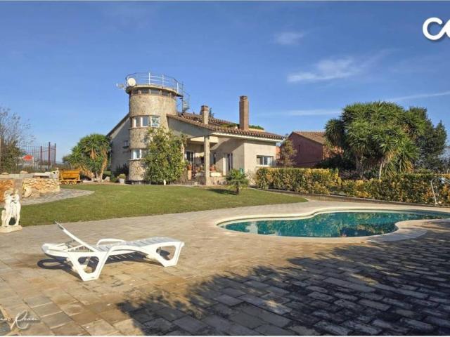 Casa en Venta en Pedret i Marzà
