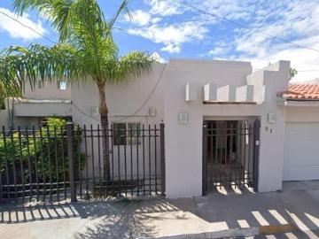 CASA EN VENTA EN PEDRO MEOQUI, CENTRO, CHIHUAHUA