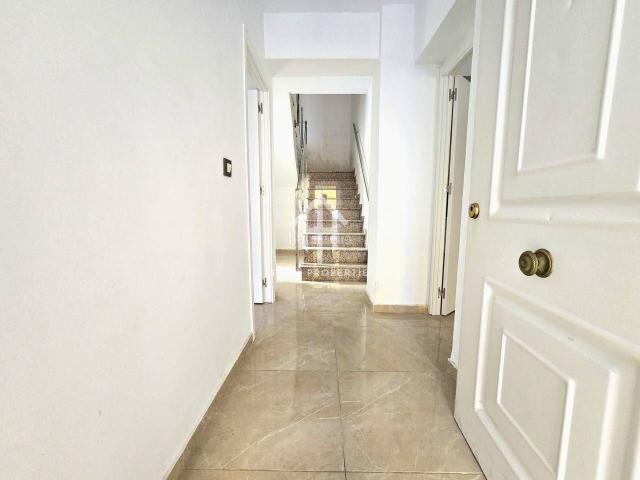 Casa en venta en Peligros. Casa reformada con garaje para 2 coches y gran potencial en Peligros Granada. Casas.