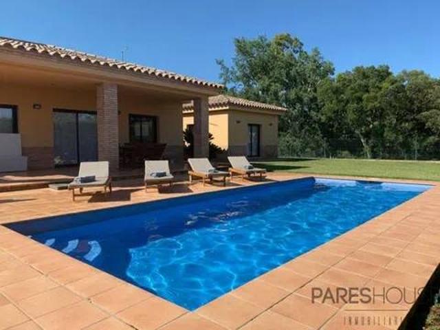Casa en Venta en Peralada