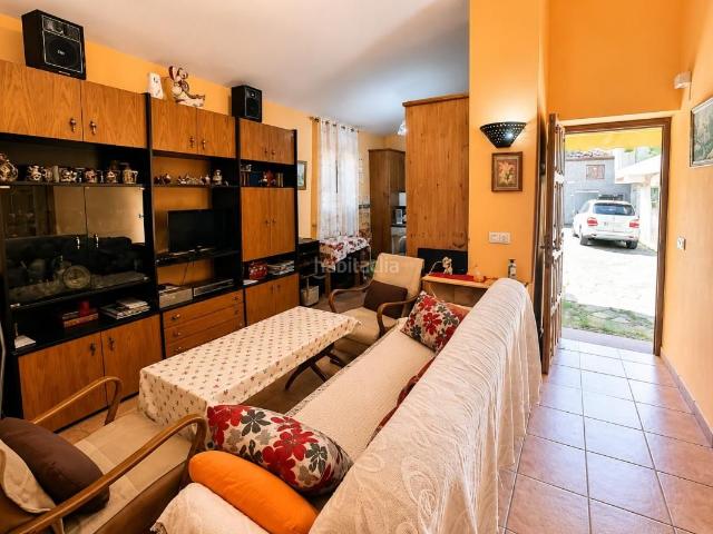 Casa en venta en Peralejos de las Truchas. Casas Peralejos de las.