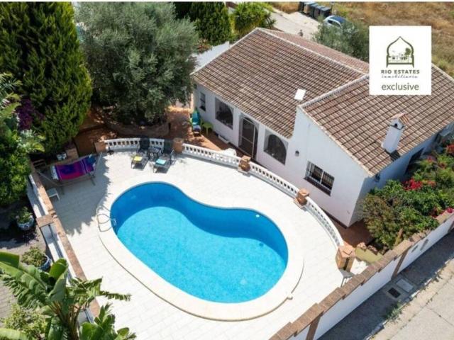 Casa en Venta en Periana
