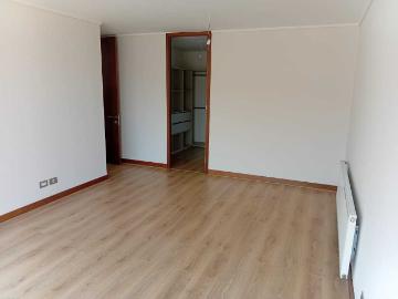 Casa en Venta en Peñalolén 3 dormitorios 3 baños