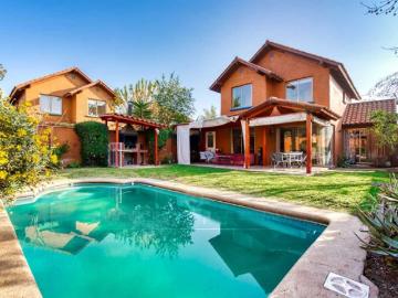 Casa en Venta en Peñalolén