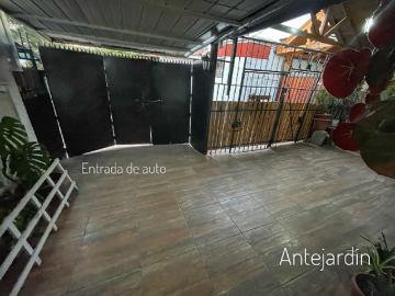 Casa en Venta en Peñalolén