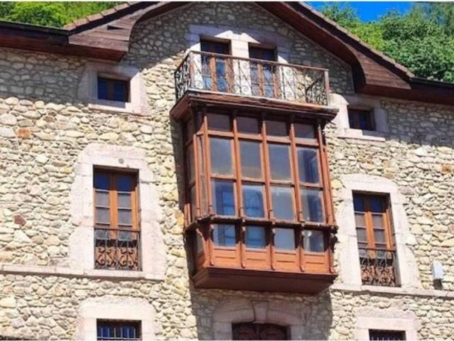 Casa en Venta en Peñamellera Alta