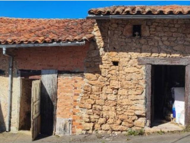 Casa en Venta en Peñamellera Baja