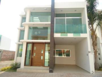Casa en Piamonte, Irapuato, Guanajuato