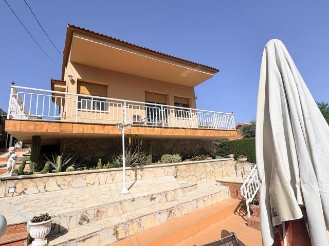 Casa en venta en Piera. Bonita casa en Can Mas. Casas.