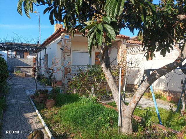 Casa en venta en Piera. ? Casa cómoda y funcional con piscina, huerto y solárium, ideal para quienes buscan calidad de vida y tranquilidad. Casas.