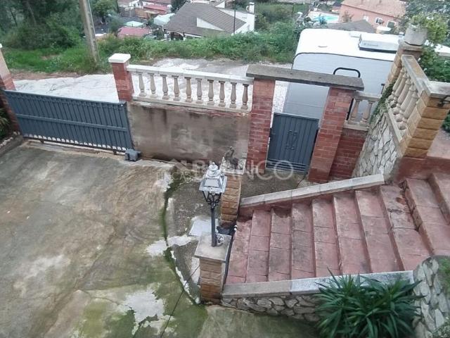 Casa en venta en Piera. casa en venta en can claramunt, gran parcela con piscina y zona de barbacoa. Casas.