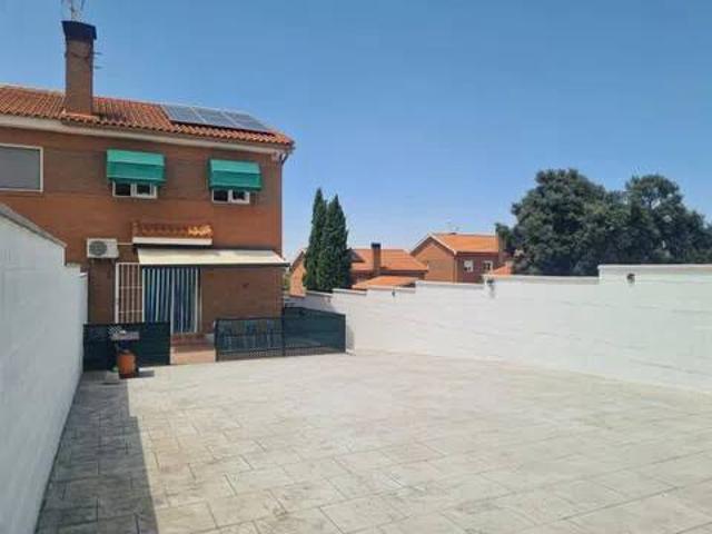 Casa en Venta en Pioz