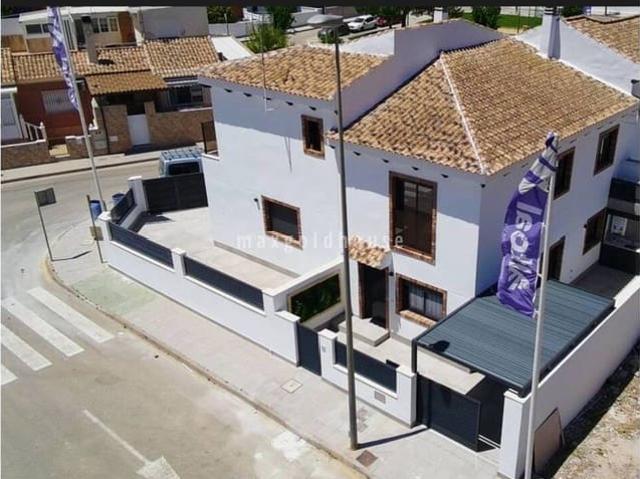 Casa en venta en Pilar de la Horadada, Alicante Costa Blanca