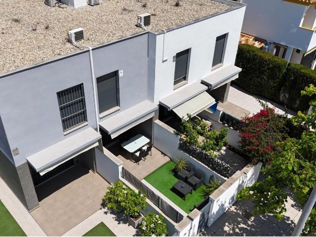 Casa en venta en Pilar de la Horadada Alicante