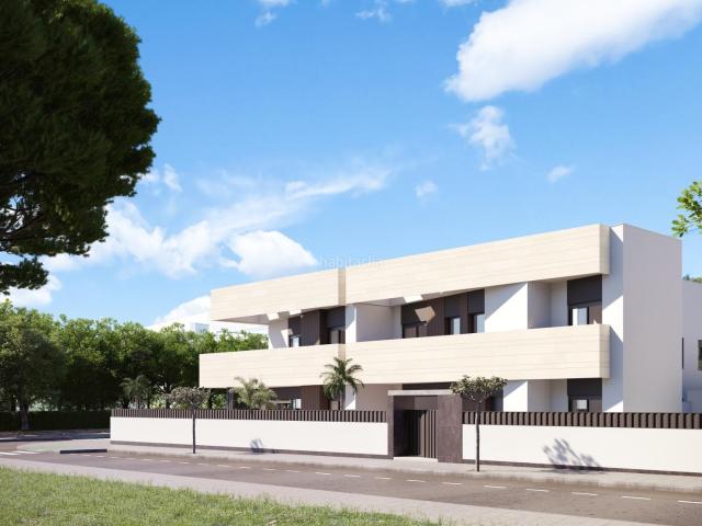 Casa en venta en Pilar de la Horadada, Pilar de la Horadada Ciudad. VILLA con PISCINA en PILAR DE LA HORADADAVIVIENDA Ref CT009ND3 DORMITORIOS3 BANtildeOS112ampnbspm CONSTRUIDOS94 m SOLAacuteRIUM14.