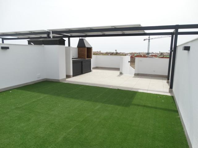 Casa en venta en Pilar de la Horadada, Pilar de la Horadada Ciudad. Bungalow Soleado con Terraza Privada en Pilar de la Horadada. Casas Pilar de la.