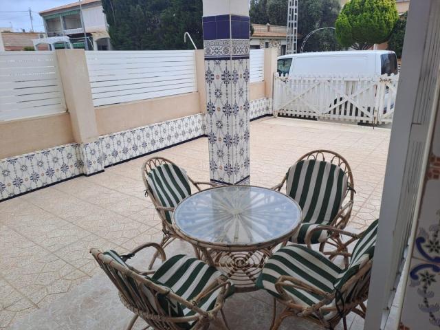 Casa en venta en Pilar de la Horadada, Torre de la Horadada. SE VENDE CASA EN PLANTA BAJA EN TORRE DE LA HORADADA. Casas Pilar de la.
