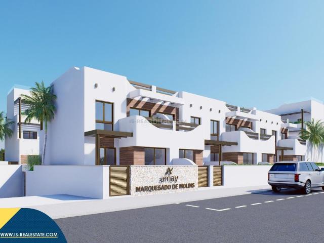 Casa en venta en Pilar de la Horadada, Torre de la Horadada. Viviendas en construcción en la provincia de Alicante, en la localidad de Orihuela Costa. 2 habitaciones 122 m² A 350 metros d. Casas.