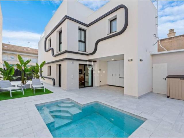 Casa en Venta en Pilar de la Horadada