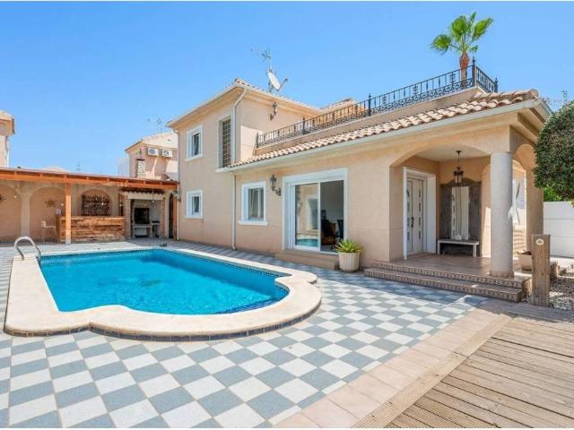 Casa en Venta en Pilar de la Horadada