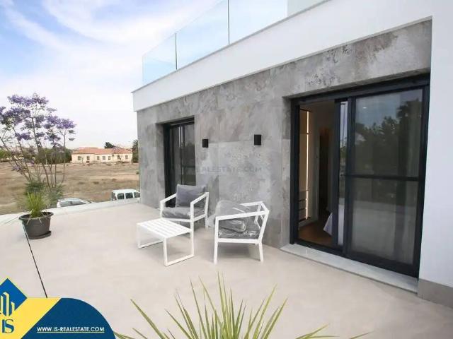 Casa en Venta en Pilar de la Horadada