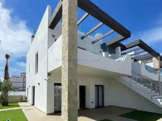 Casa en Venta en Pilar de la Horadada