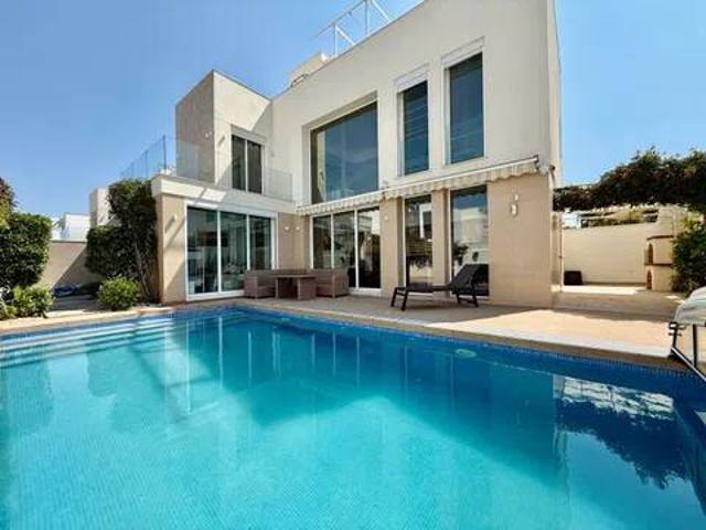 Casa en Venta en Pilar de la Horadada