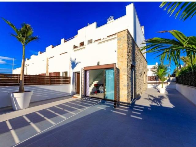 Casa en Venta en Pilar de la Horadada