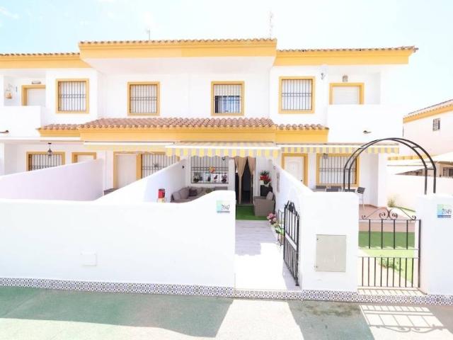 Casa en Venta en Pilar de la Horadada