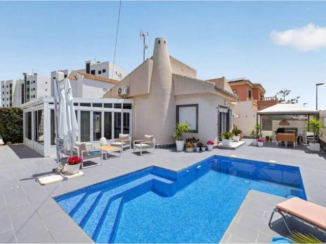 Casa en Venta en Pilar de la Horadada