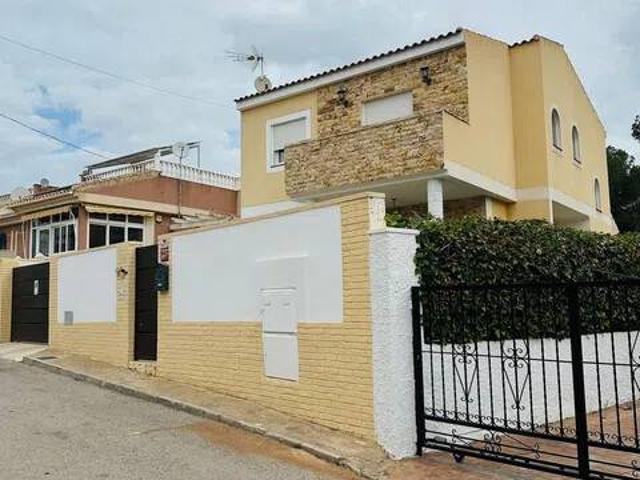 Casa en Venta en Pilar de la Horadada