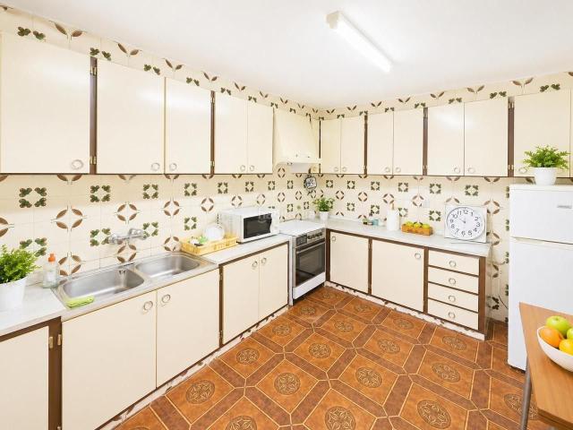 Casa en venta en Piles. Oportunidad única Dos viviendas independientes juntas. Casas.