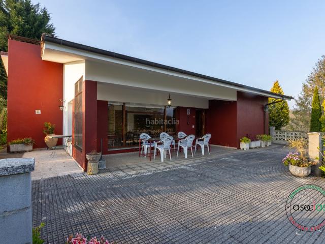 Casa en venta en Piloña. VIVIENDA CON ESTUPENDA FINCA EN PINTUELES PILOÑA. Casas.