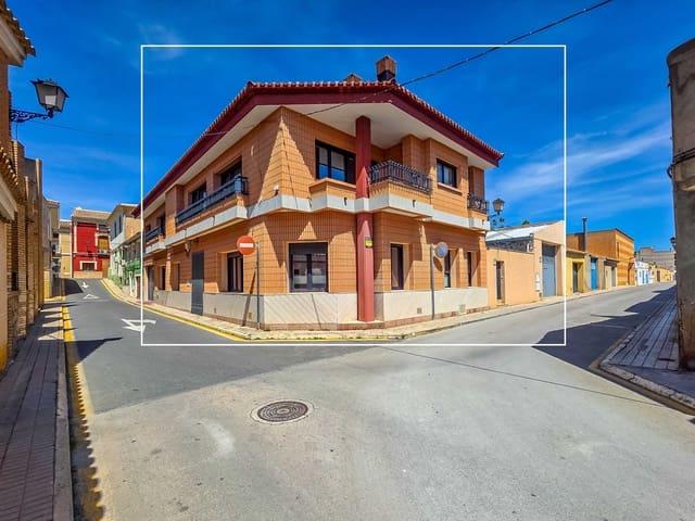 Casa en venta en Pinoso, Alicante