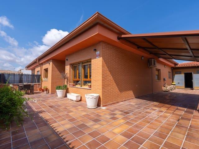Casa en venta en Pinoso, Alicante