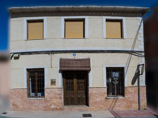 Casa en venta en Pinoso, Alicante