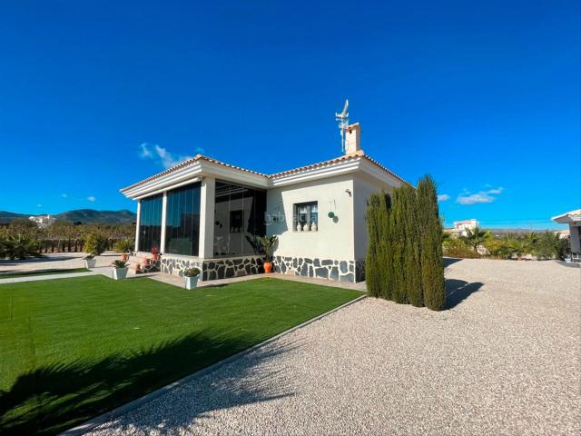 Casa en venta en Pinoso. Casas.