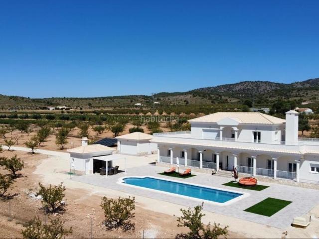 Casa en venta en Pinoso. Casas.
